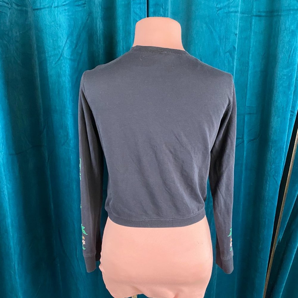 H&M Divided Embroidered Crew Neck Crop Sweatshirt Navy - Picture 6 of 6